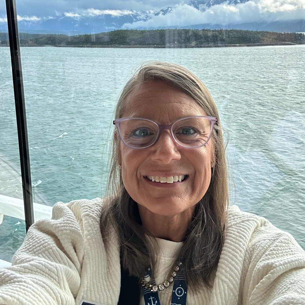 Meet your Posher, Amy